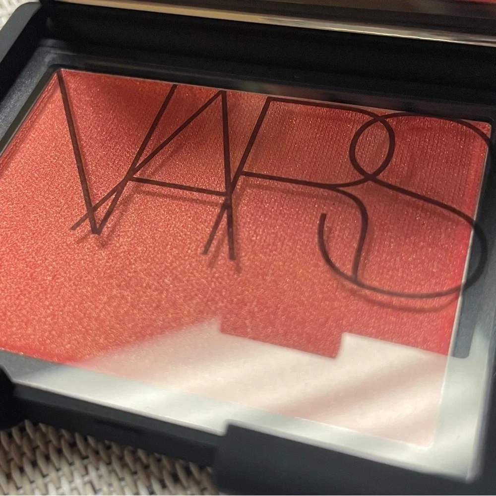 NARS iconic blush